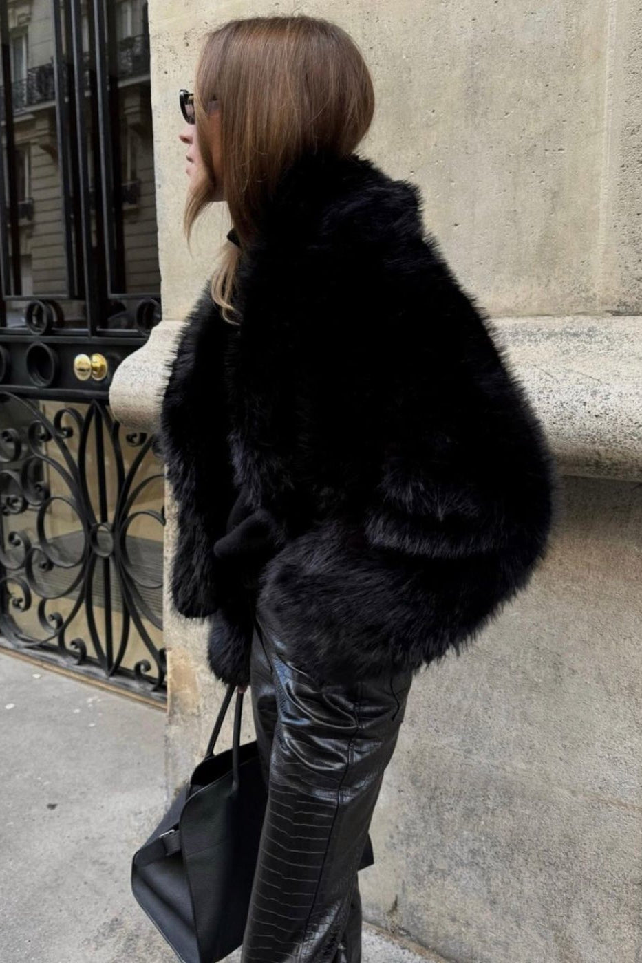 ZEYA - Cropped black Faux Fur Coat
