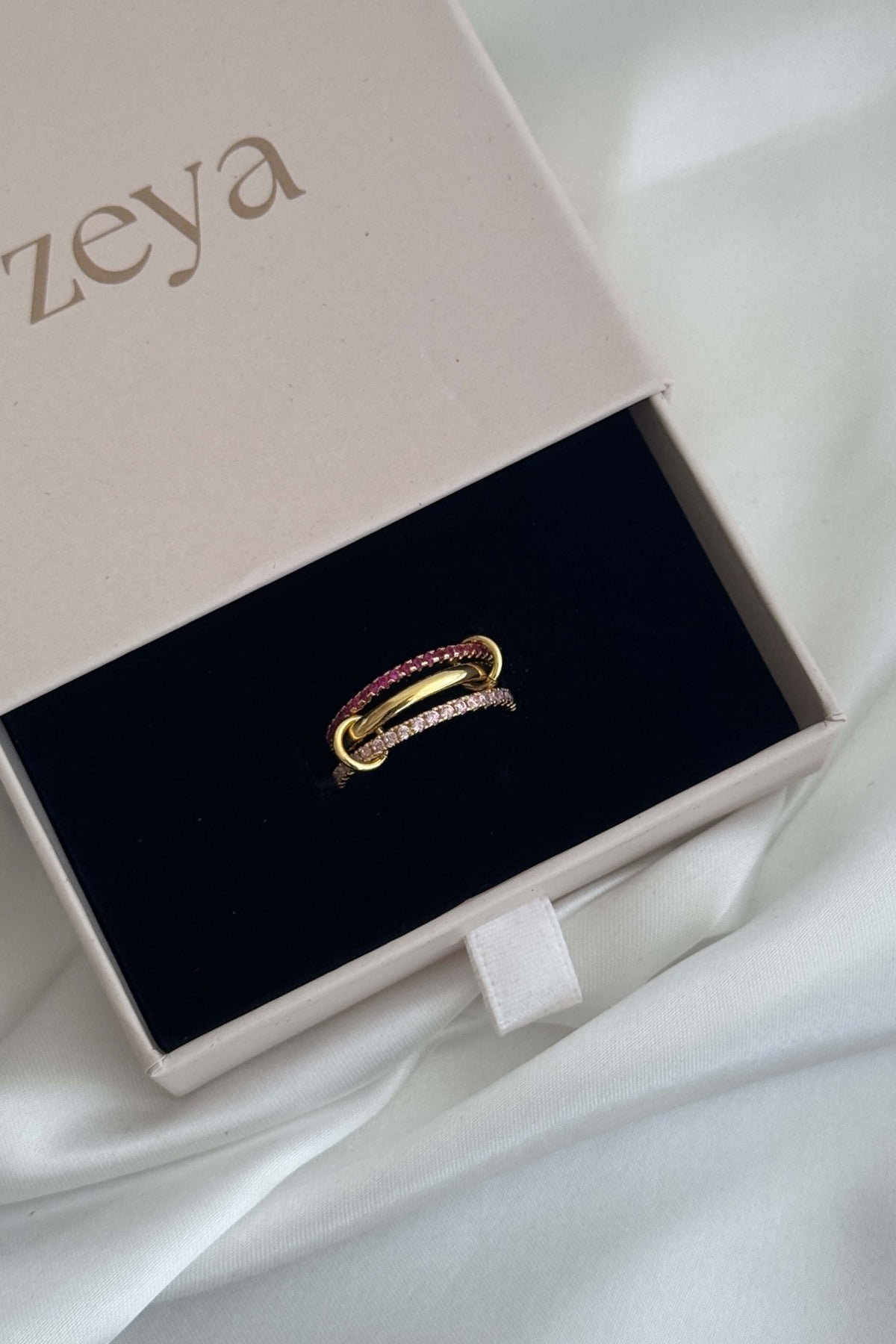 ZEYA - Rosy Pink Ring