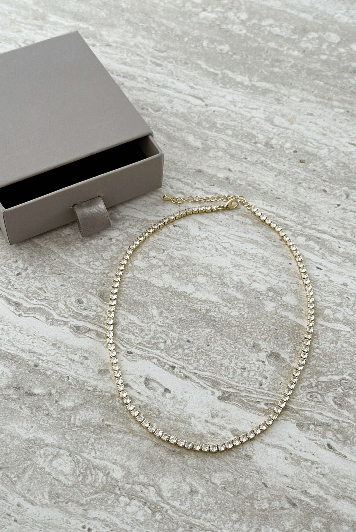 ZEYA - Tennis Chocker