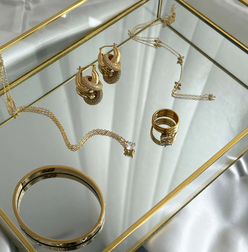 Product image with application instructions