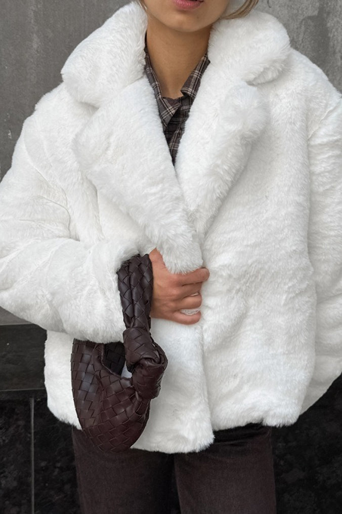 ZEYA - Catherine Short fluffly Coat