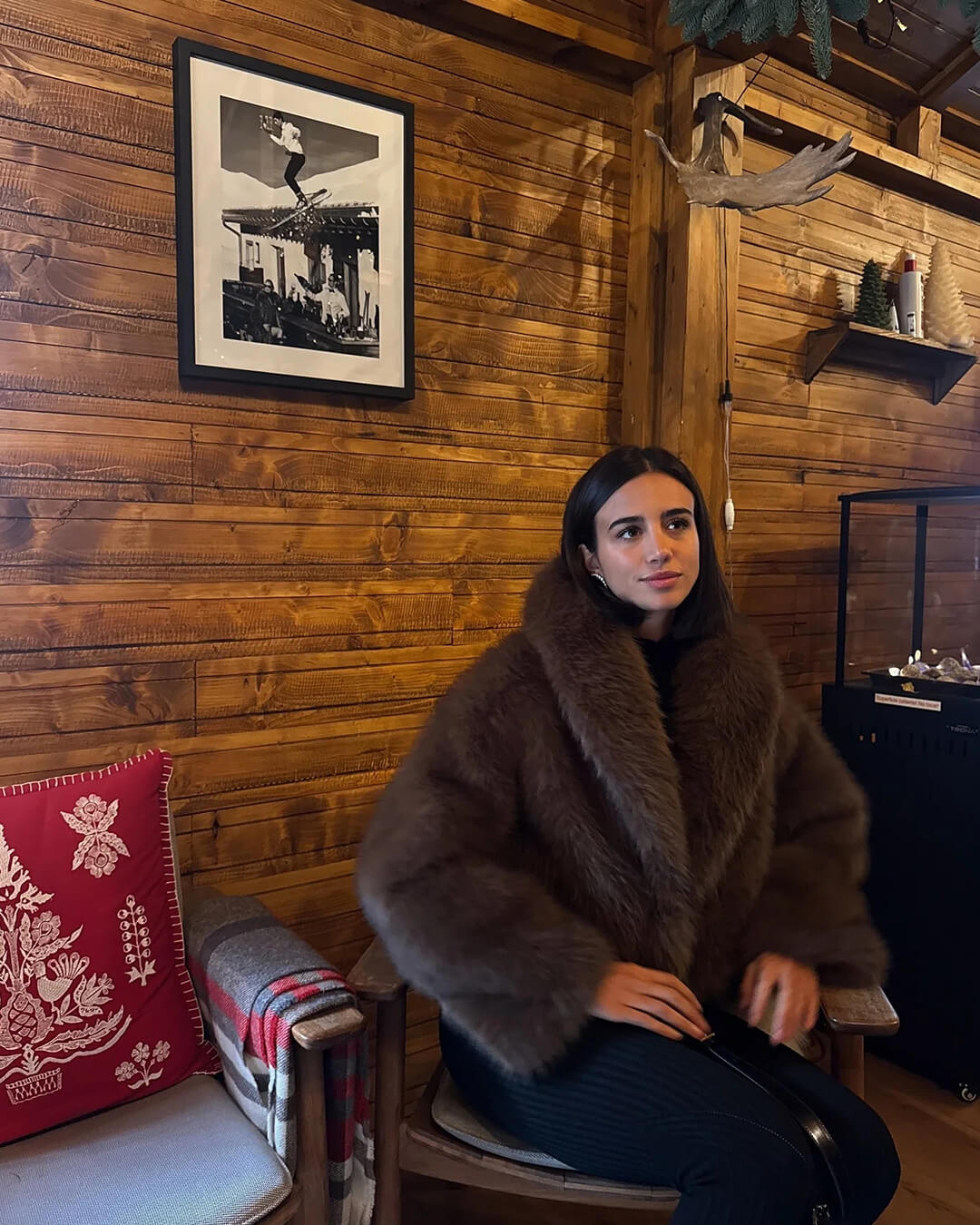 ZEYA - Jemisha Short Faux Fur Coat