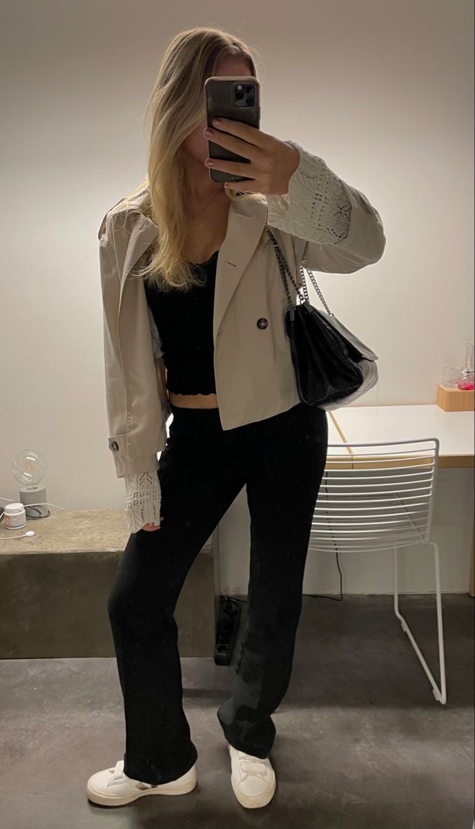 ZEYA - Kiarra Stand Collar Crop Trenchcoat