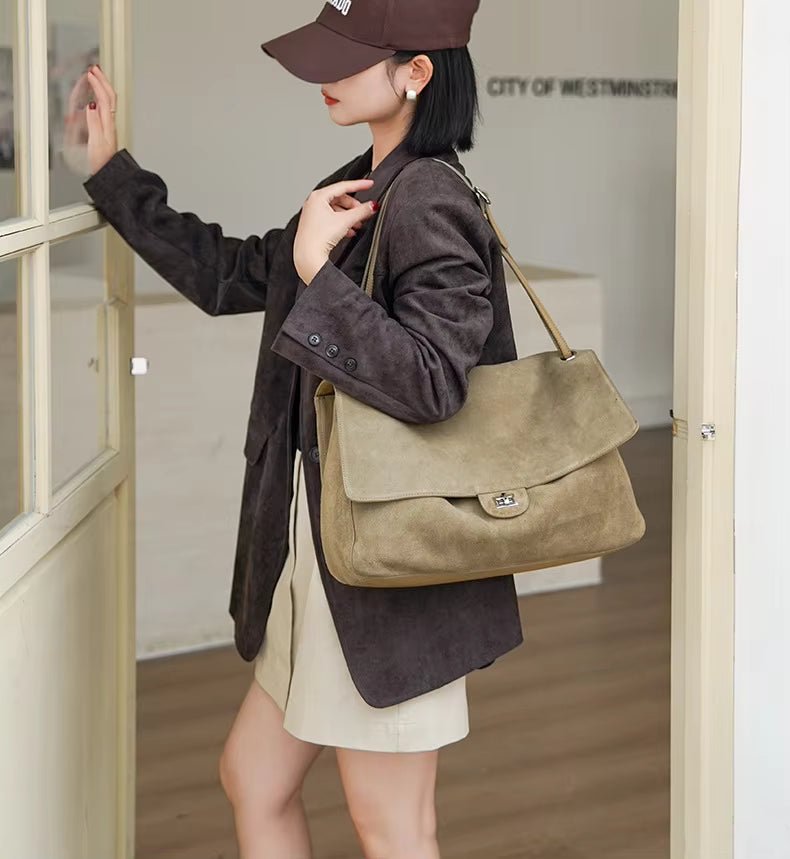 ZEYA - Lena Frosted Cowhide Retro Tote Bag