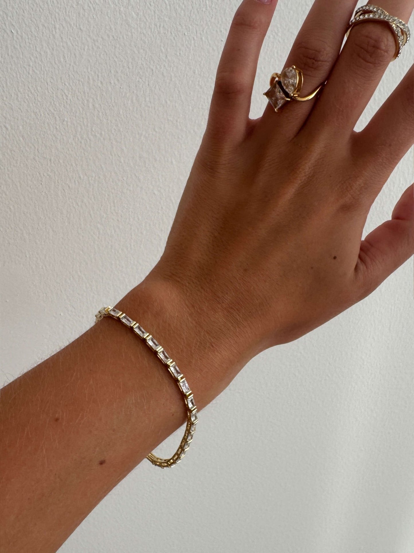 ZEYA - Louisa Tennis Bracelet